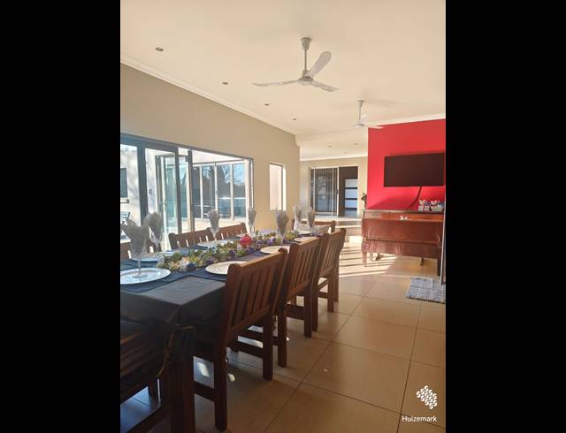 5 BEDROOM HOUSE FOR SALE IN VAALPARK